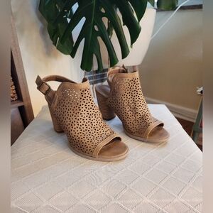 Women's Tan Peep-Toe Ankle Boots